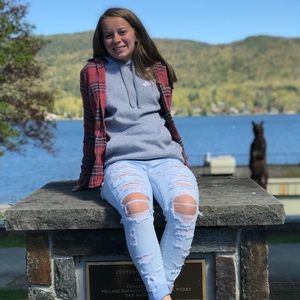 Meet your Posher, Marisa